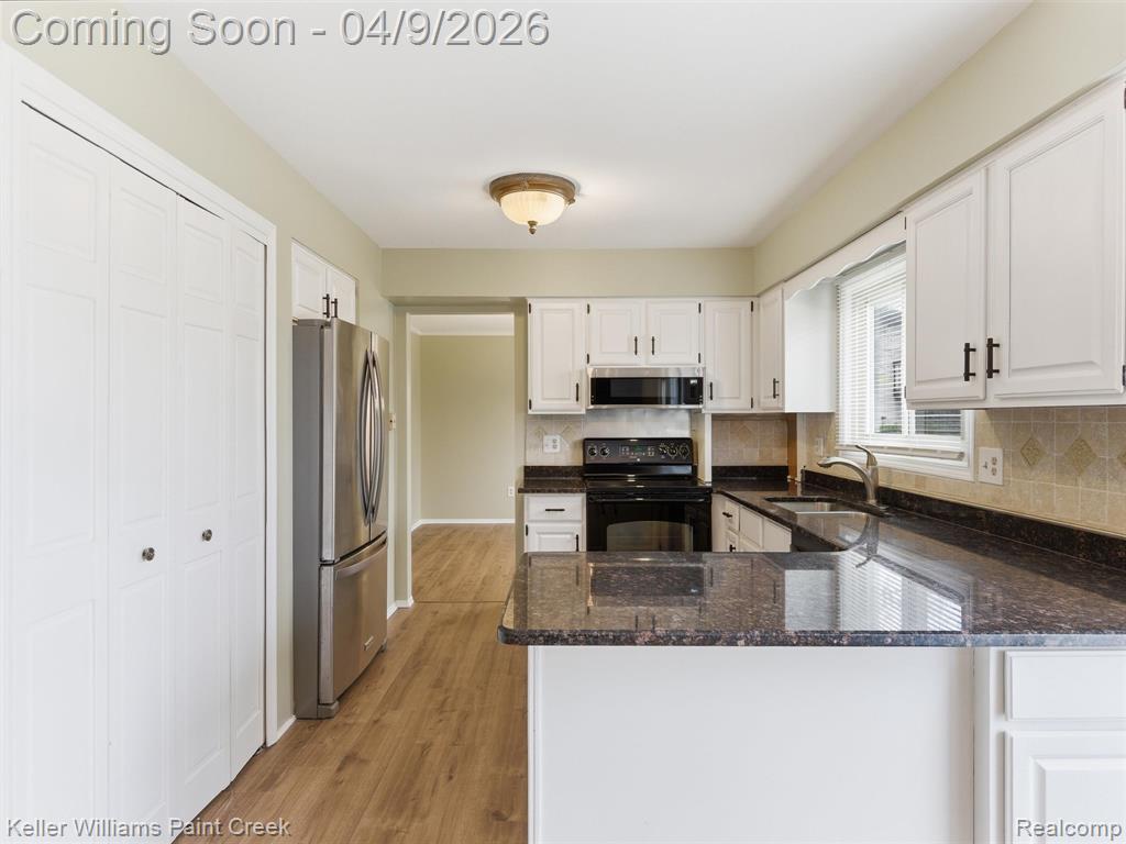 25845 Buckminster Drive, Novi, MI — Photo 11