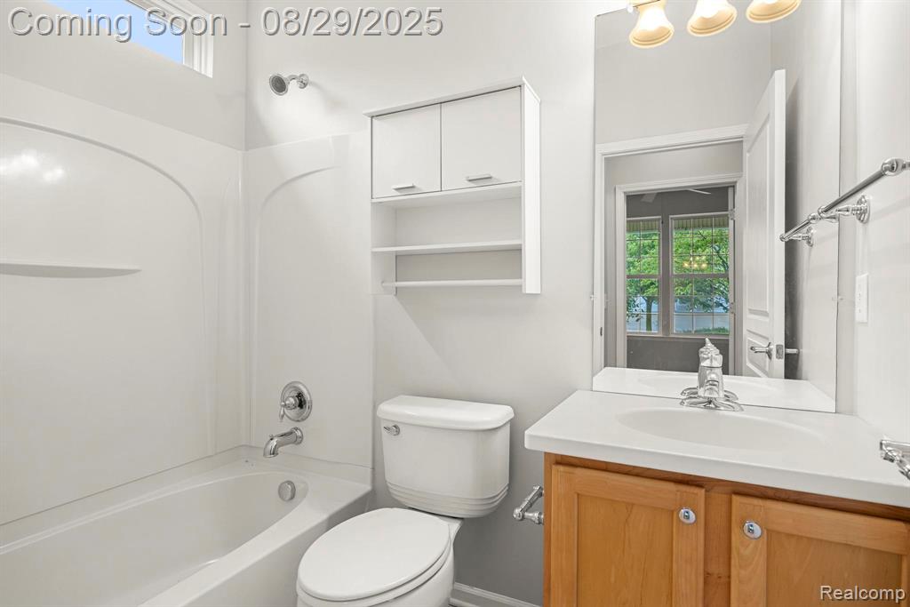 6523 Prairie Dunes Drive, 69, Grand Blanc, MI 48439 — Photo 6