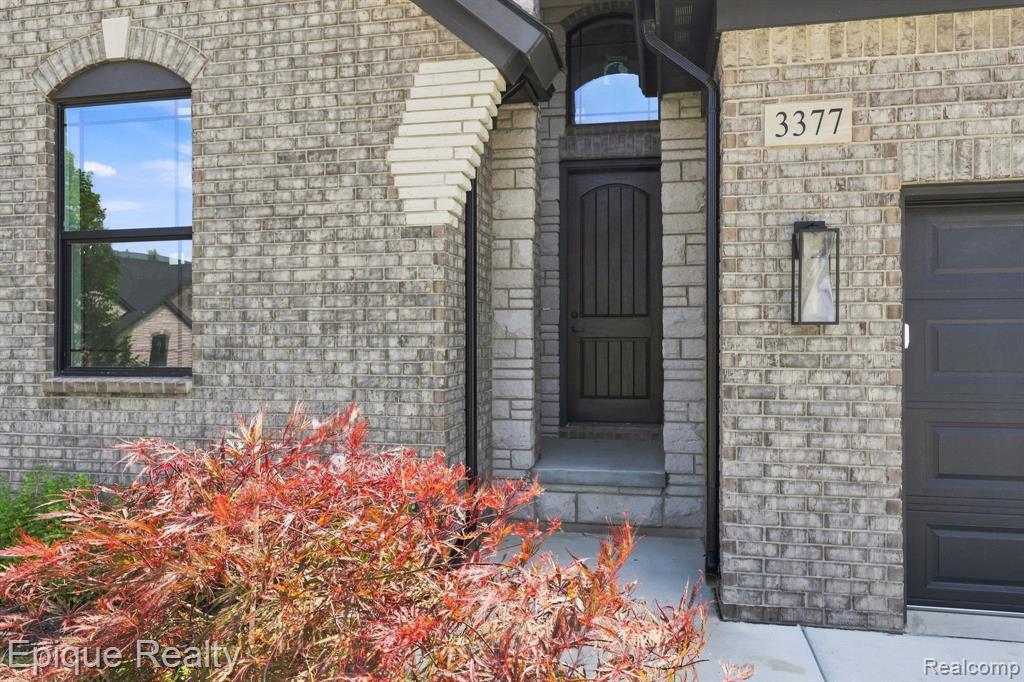 3377 Brookdale Lane - Photo 3