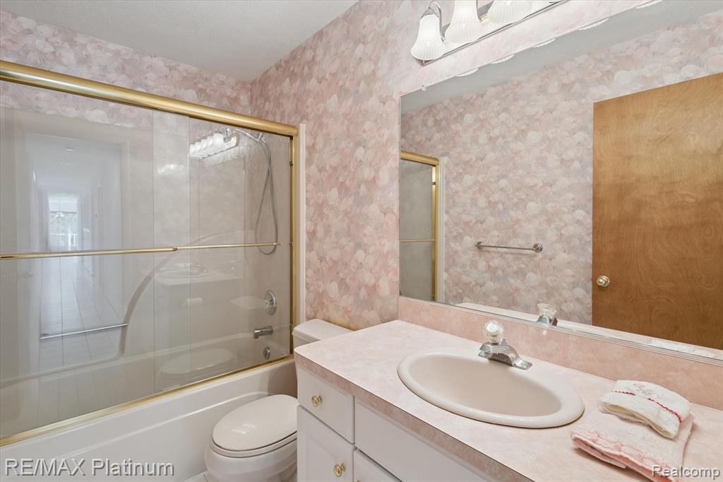 11522 Roberts Road, Stockbridge, MI 49285 — Photo 32