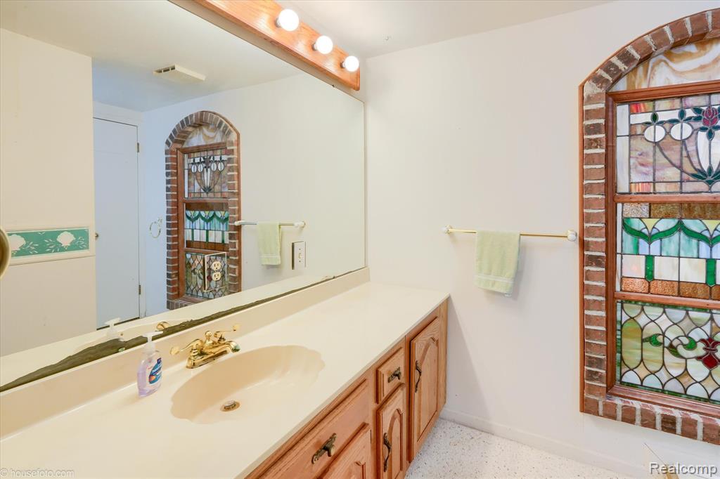 5279 Metamora Road, Metamora, MI 48455 — Photo 32
