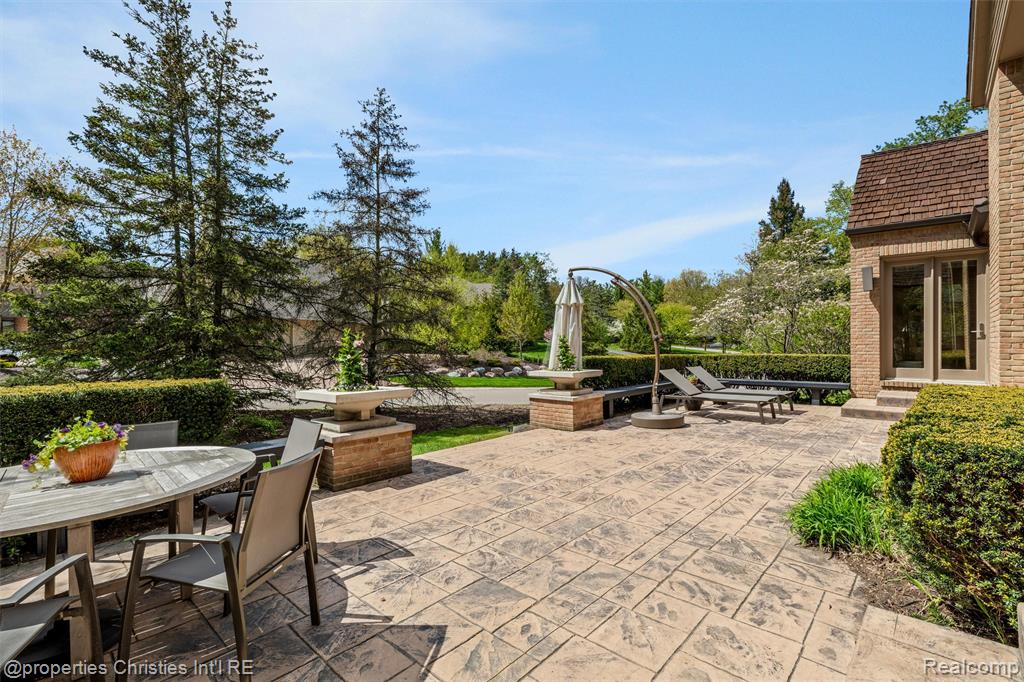 4712 Buckby Cross, Bloomfield Hills, MI 48302 — Photo 50