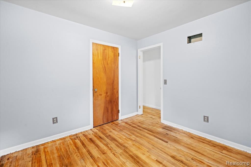 6891 Somerset Drive, Brighton, MI 48116 — Photo 8