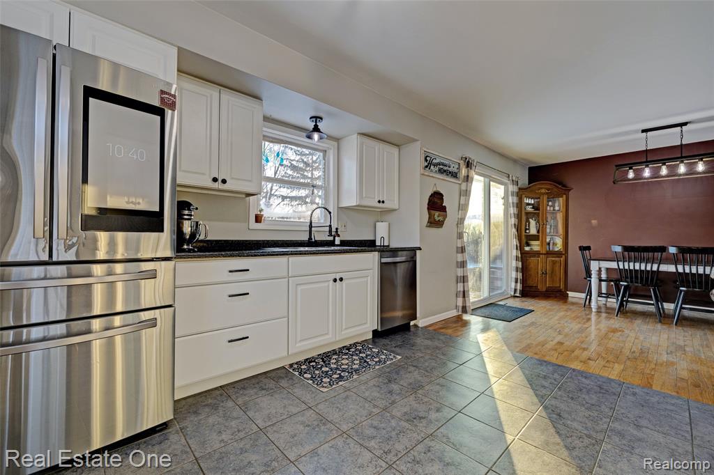 11392 E Carpenter Road, Davison, MI 48423 — Photo 14