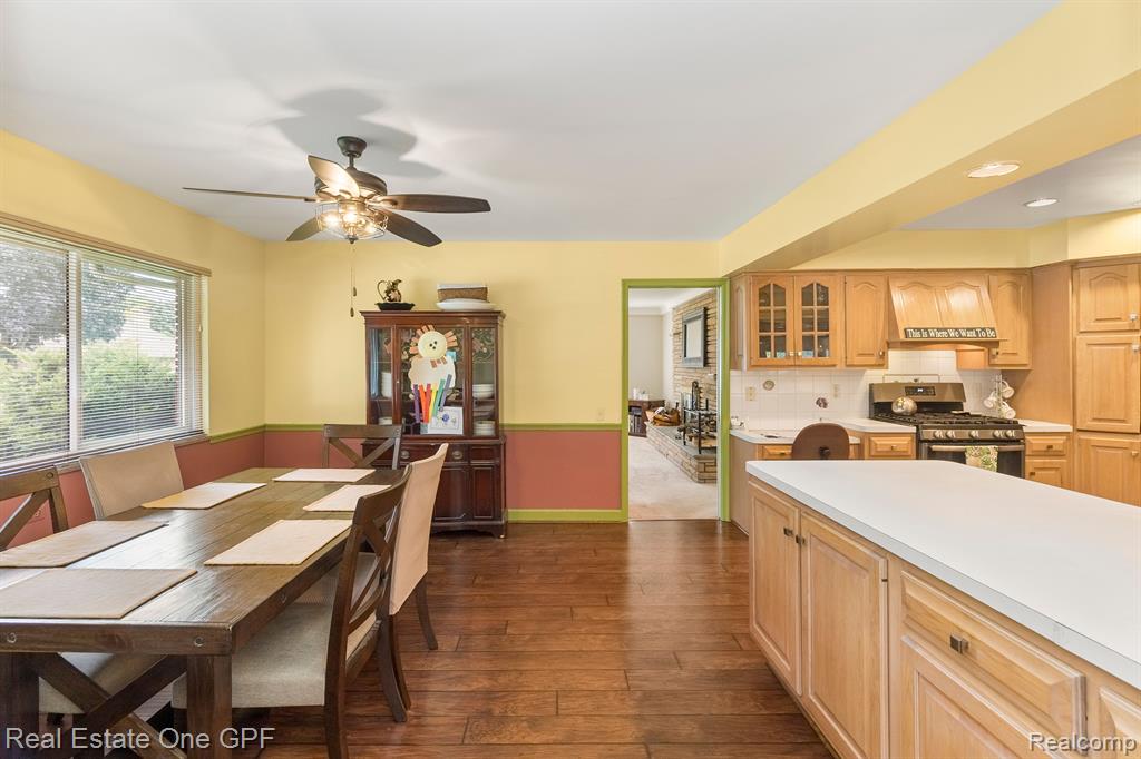 60 MOORLAND Drive, Grosse Pointe Shores, MI 48236 — Photo 27