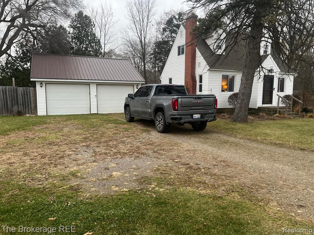 5432 GENESEE Road, Lapeer, MI 48446 — Photo 2