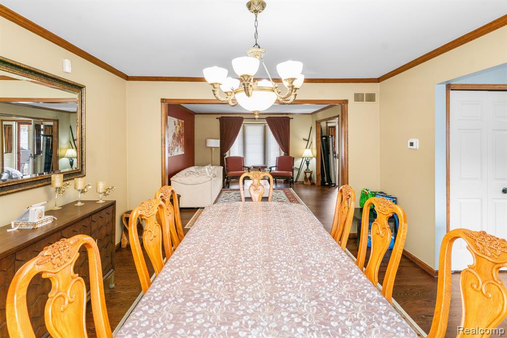 41647 SINGH Drive, Canton, MI 48188 — Photo 17