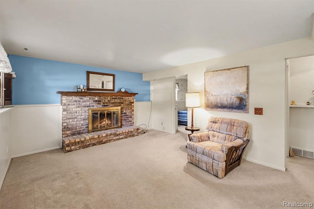 7083 Fairgrove Drive, Swartz Creek, MI 48473 — Photo 12