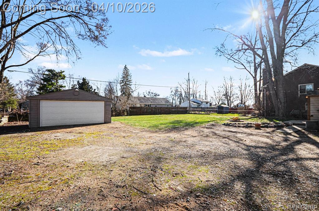 211 Cardinal Street, Commerce Twp, MI 48382 — Photo 15