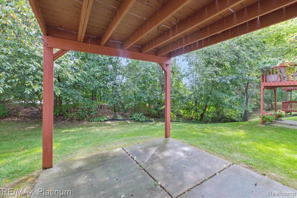 1025 Pinewood Court, Brighton, MI 48116 — Photo 26
