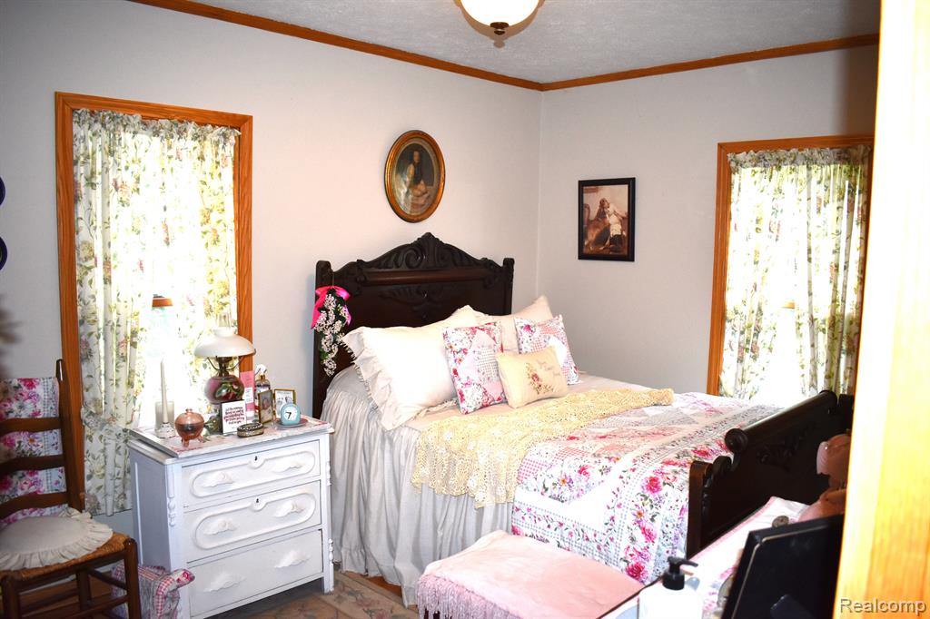 309 S MAPLE Street, Webberville, MI 48892 — Photo 8