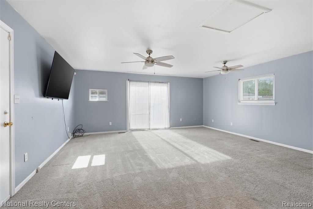 16021 Dugan Street, Roseville, MI 48066 — Photo 9