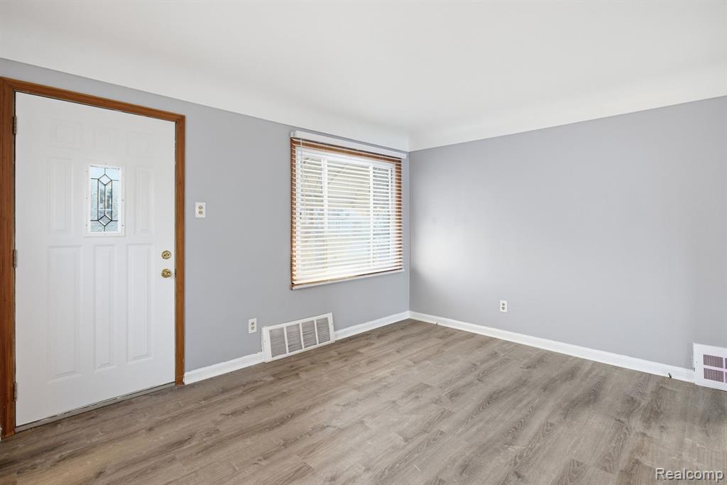 13116 Jobin Street, Southgate, MI 48195 — Photo 11