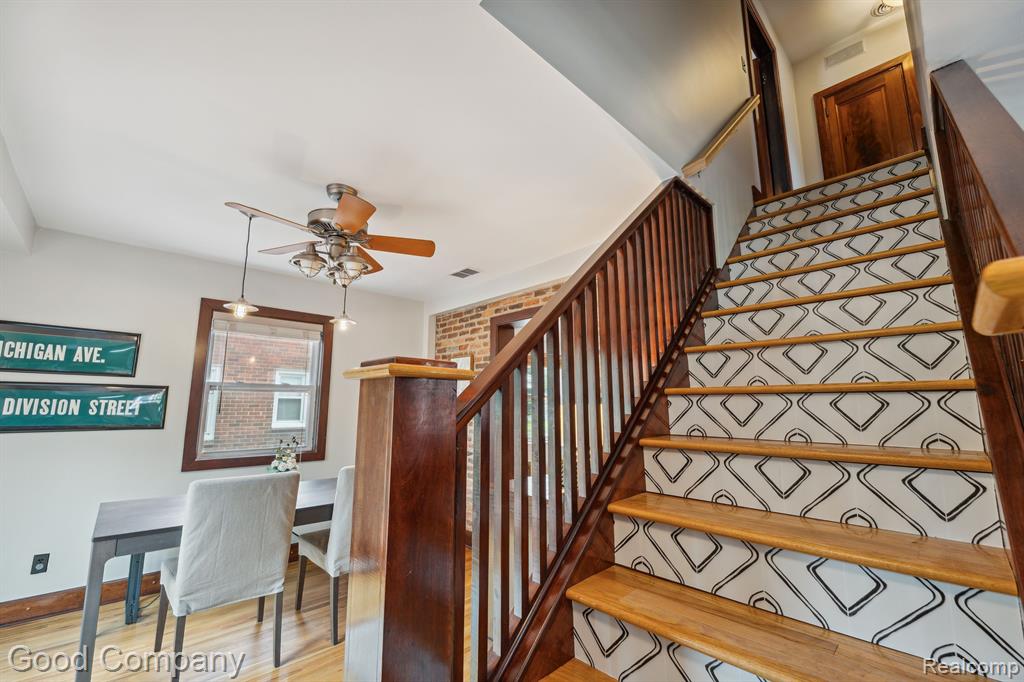 964 W LEWISTON Avenue, Ferndale, MI 48220 — Photo 20
