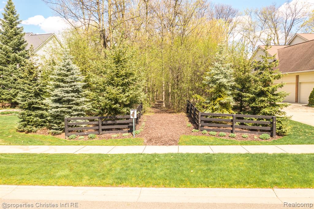 46656 MERION Circle, Northville, MI 48168 — Photo 96