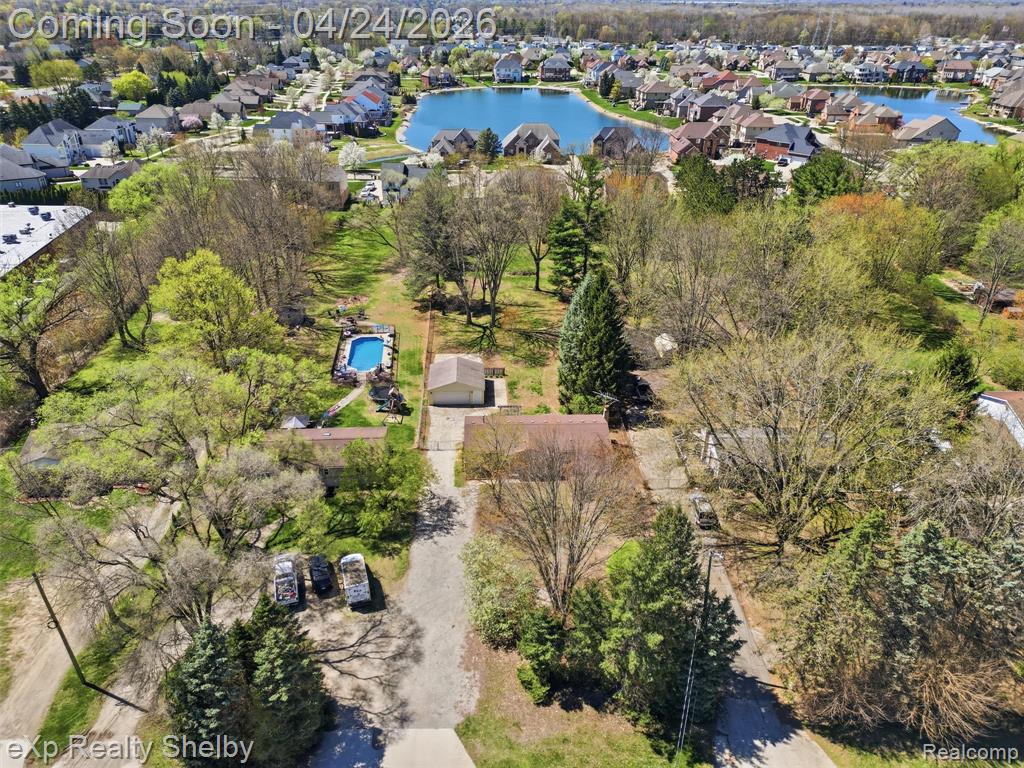 49301 Schoenherr Road, Shelby Twp, MI 48315 — Photo 45