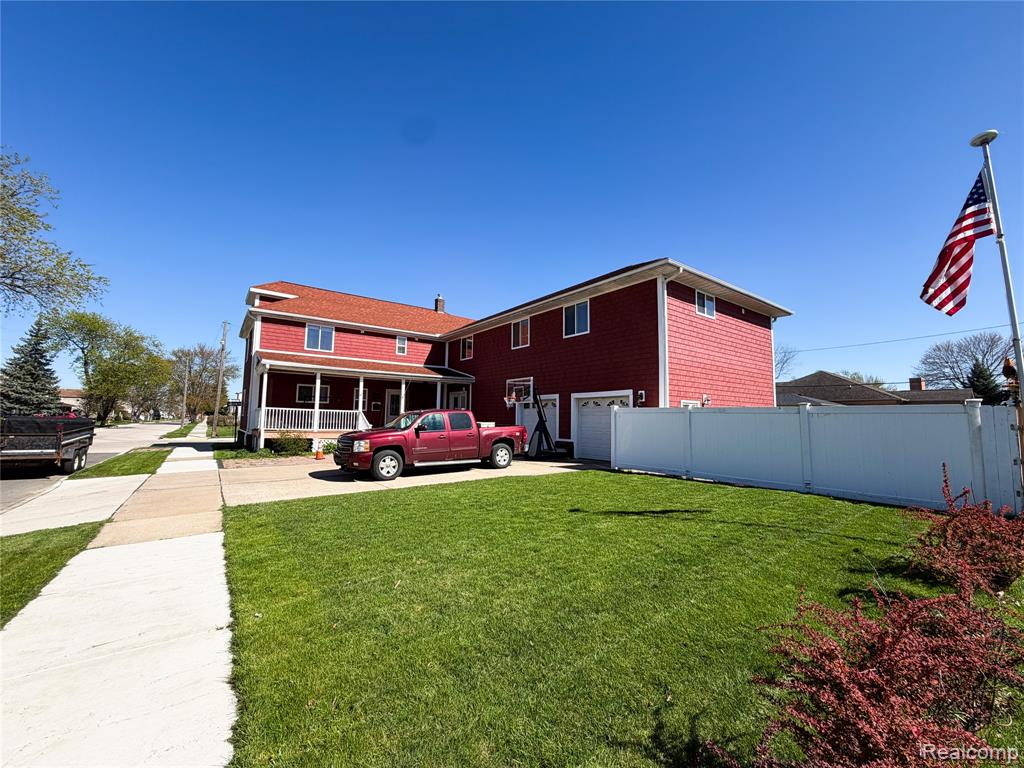 703 Saint John Street, Wyandotte, MI 48192 — Photo 5