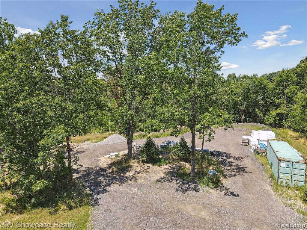 1657 Frech Lane, Howell, MI 48843 — Photo 6
