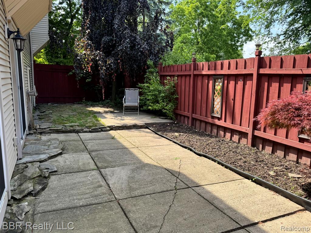 8337 Colony Drive, 4, Grosse Ile, MI 48138 — Photo 16