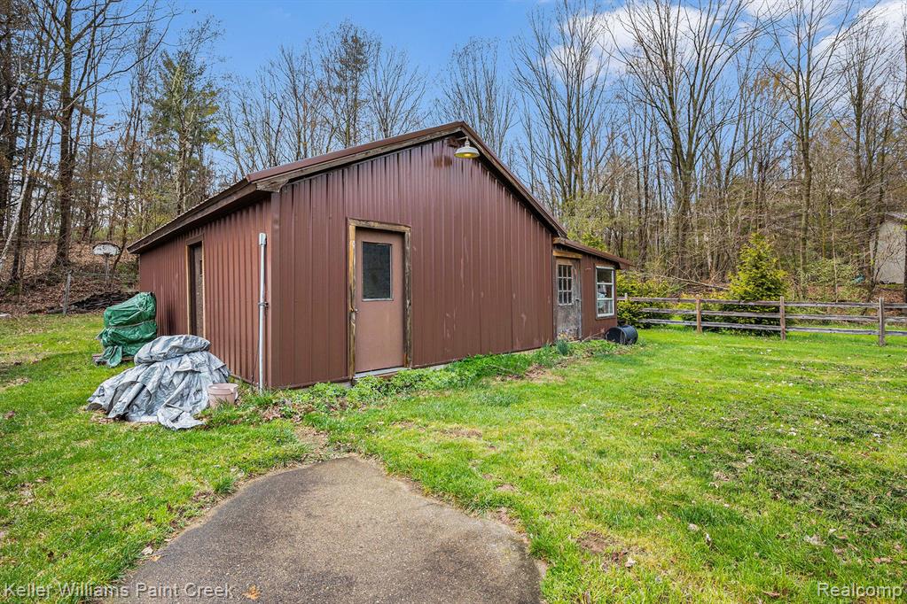 5343 Clear Lake Road, North Branch, MI 48461 — Photo 13