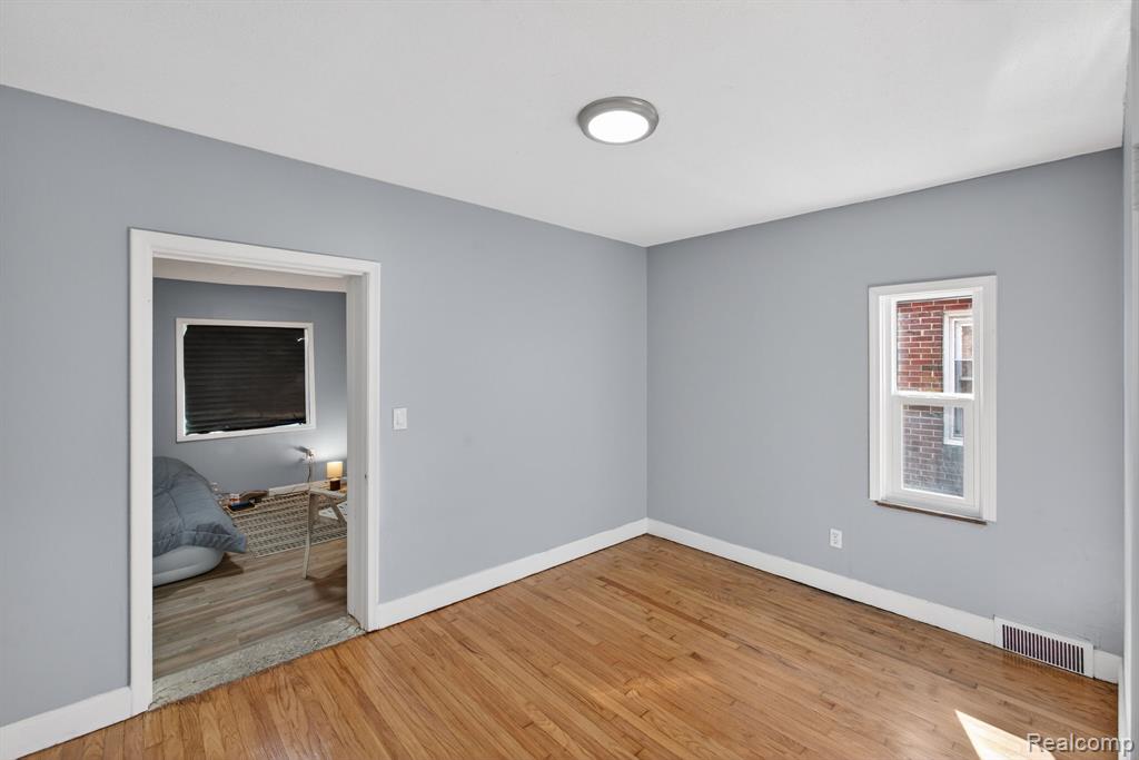 9988 Somerset Avenue, Detroit, MI 48224 — Photo 14