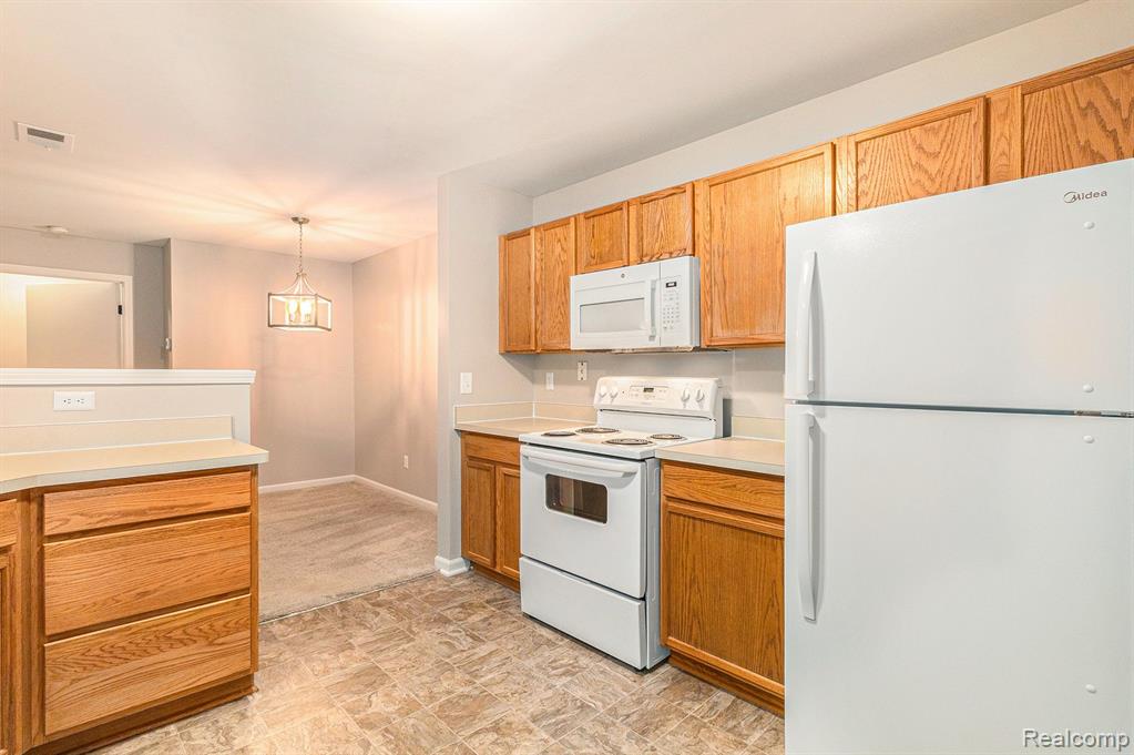 4179 HAMPTON RIDGE Boulevard, Howell, MI 48843 — Photo 10