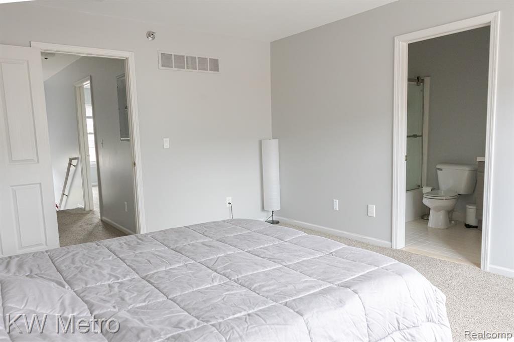 25493 Saint James, Southfield, MI 48075 — Photo 19