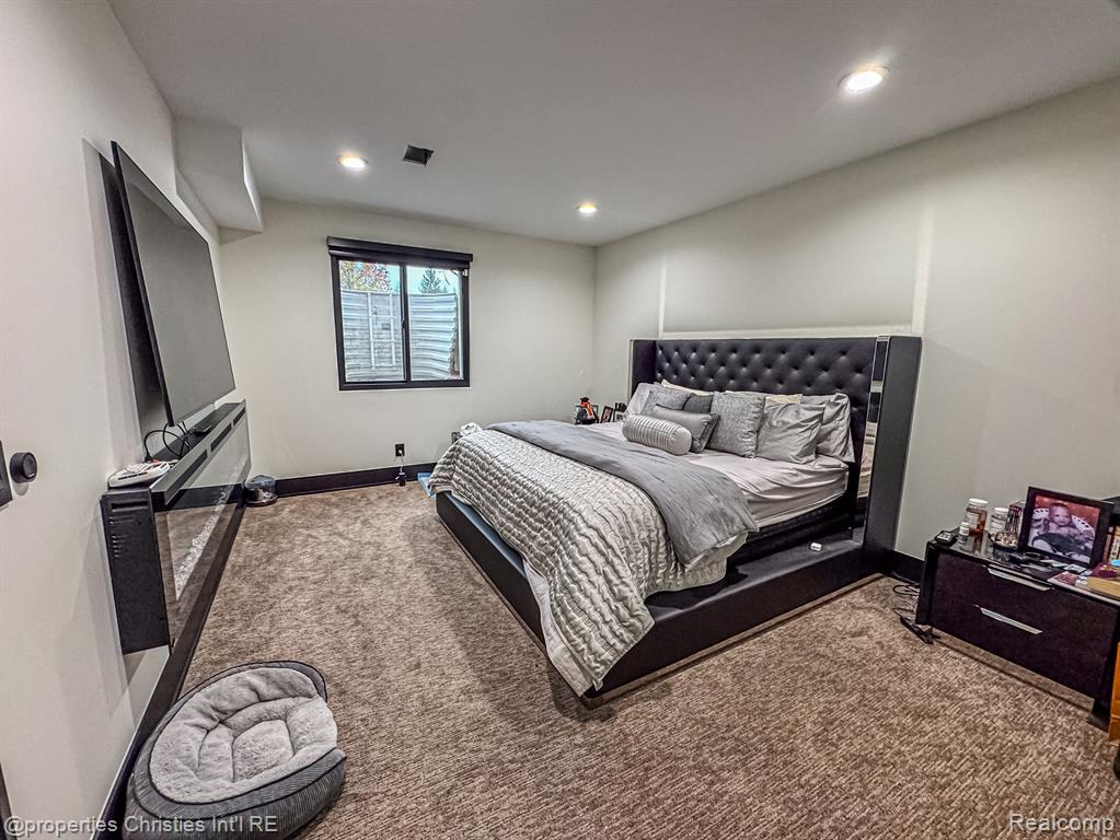 47490 BELLAGIO Drive, Northville, MI 48167 — Photo 42