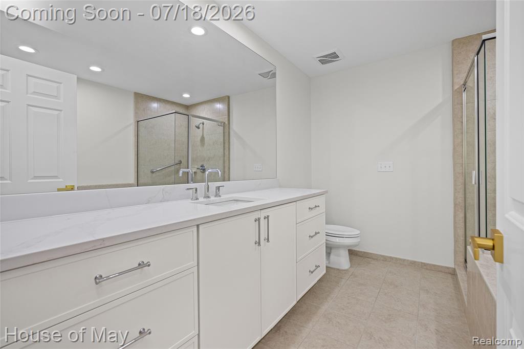 6411 Lapham Court, Plymouth, MI 48170 — Photo 39