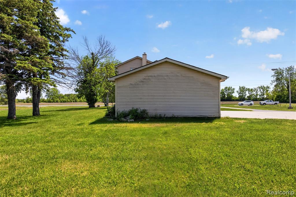 5660 Tittabawassee Road, Saginaw, MI 48604 — Photo 22