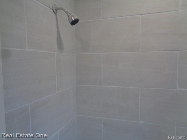 12835 Oak Park Boulevard, Oak Park, MI 48237 — Photo 15