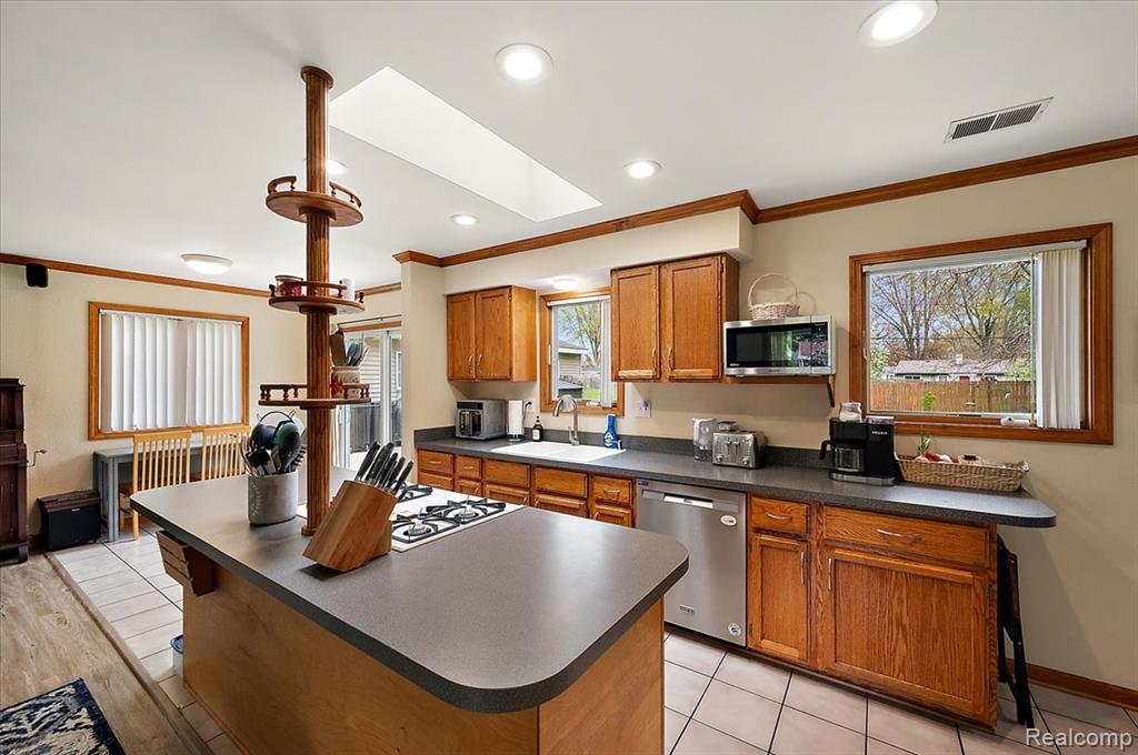 4550 Independence Drive, Clarkston, MI — Photo 25