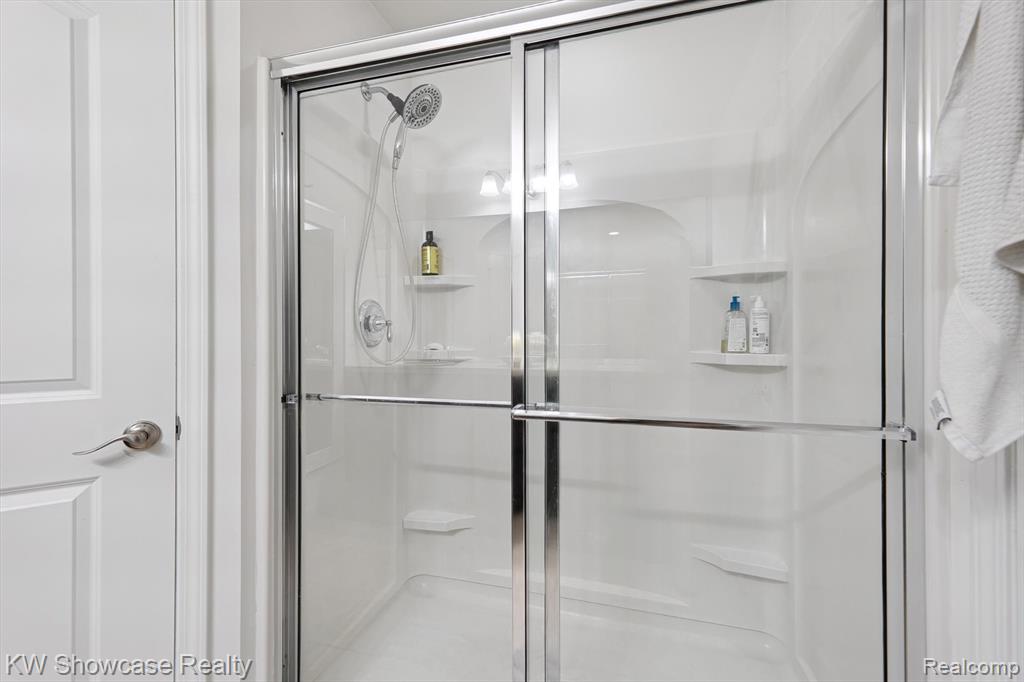 2163 Palmetto, Commerce Twp, MI 48382 — Photo 22