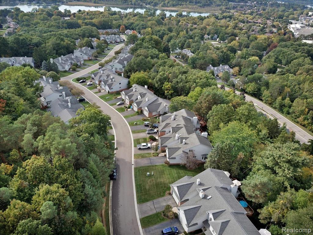 6516 Scenic Pines Court, Clarkston, MI — Photo 27