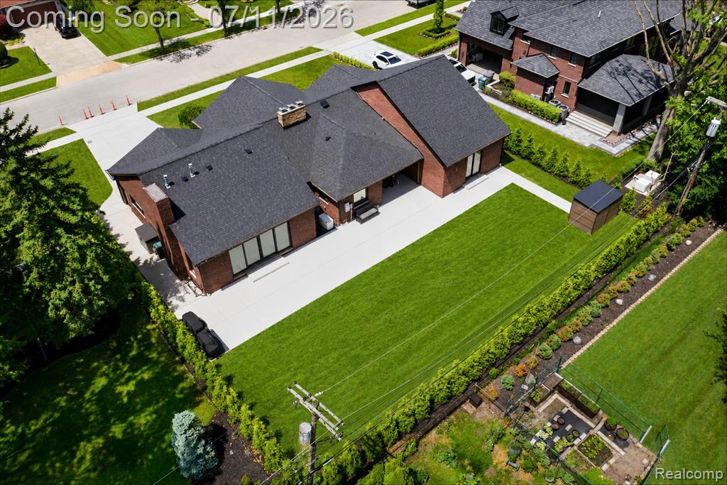 600 WOODCREST Drive, Dearborn, MI 48124 — Photo 54