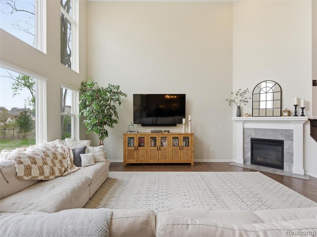 1551 Garrett Drive, Troy, MI 48085 — Photo 5