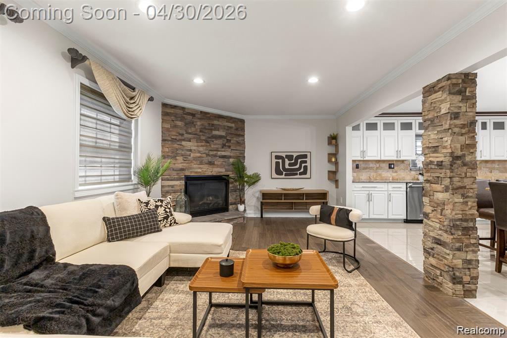 7704 Oakman Boulevard, Dearborn, MI 48126 — Photo 22