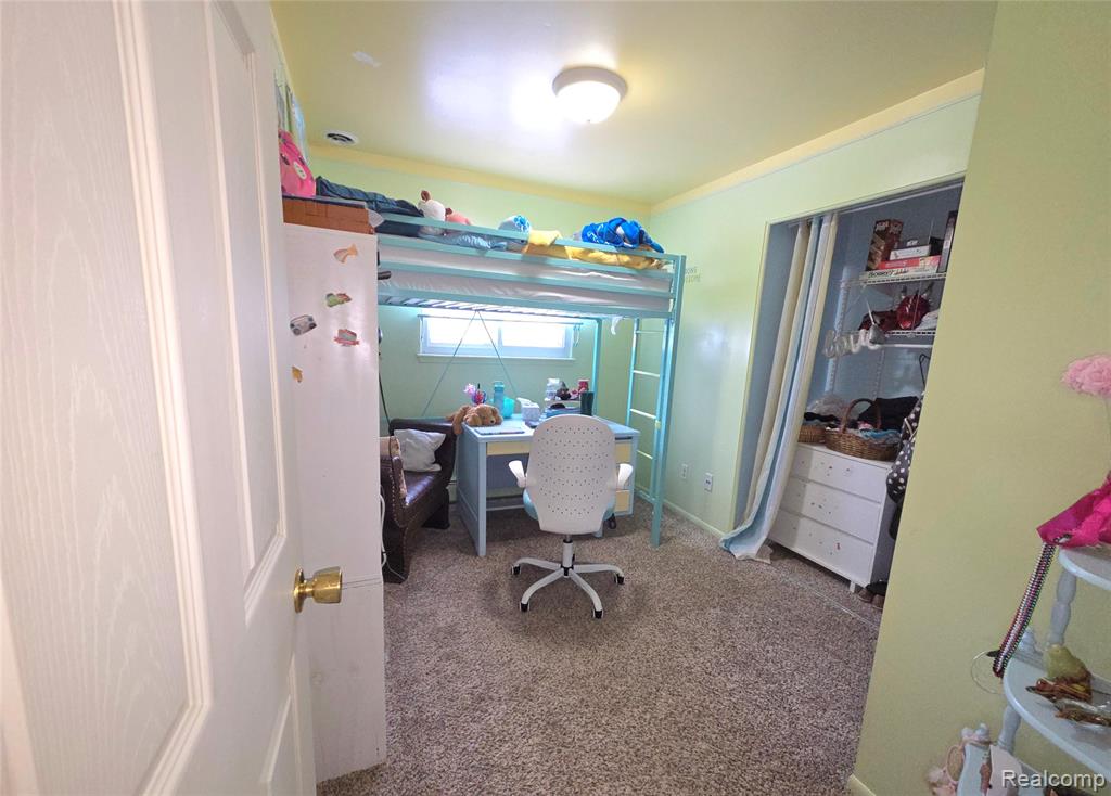 22341 Bell Road, New Boston, MI 48164 — Photo 23