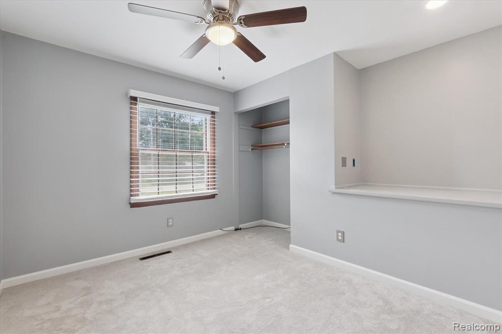 6233 Golfview Drive, Burton, MI 48509 — Photo 24
