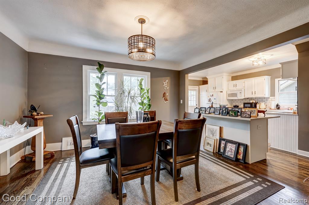 714 W HAZELHURST Street, Ferndale, MI 48220 — Photo 10