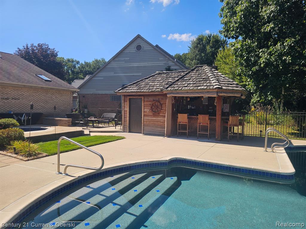 42049 Farm Lane Court, Sterling Heights, MI 48313 — Photo 71