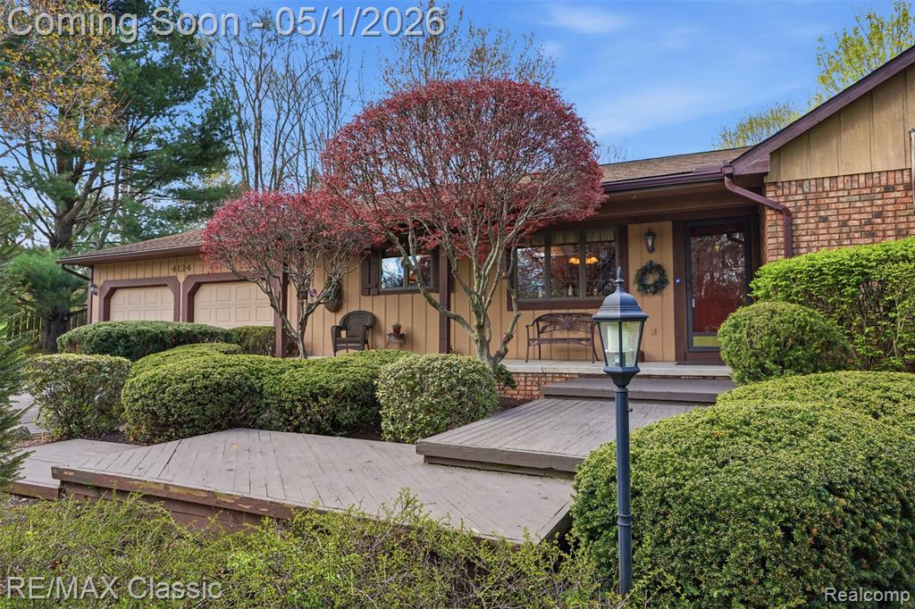 4134 Sleeth Road, Commerce Twp, MI 48382 — Photo 10