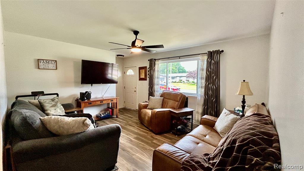 6326 Glastonbury Street, Westland, MI — Photo 4