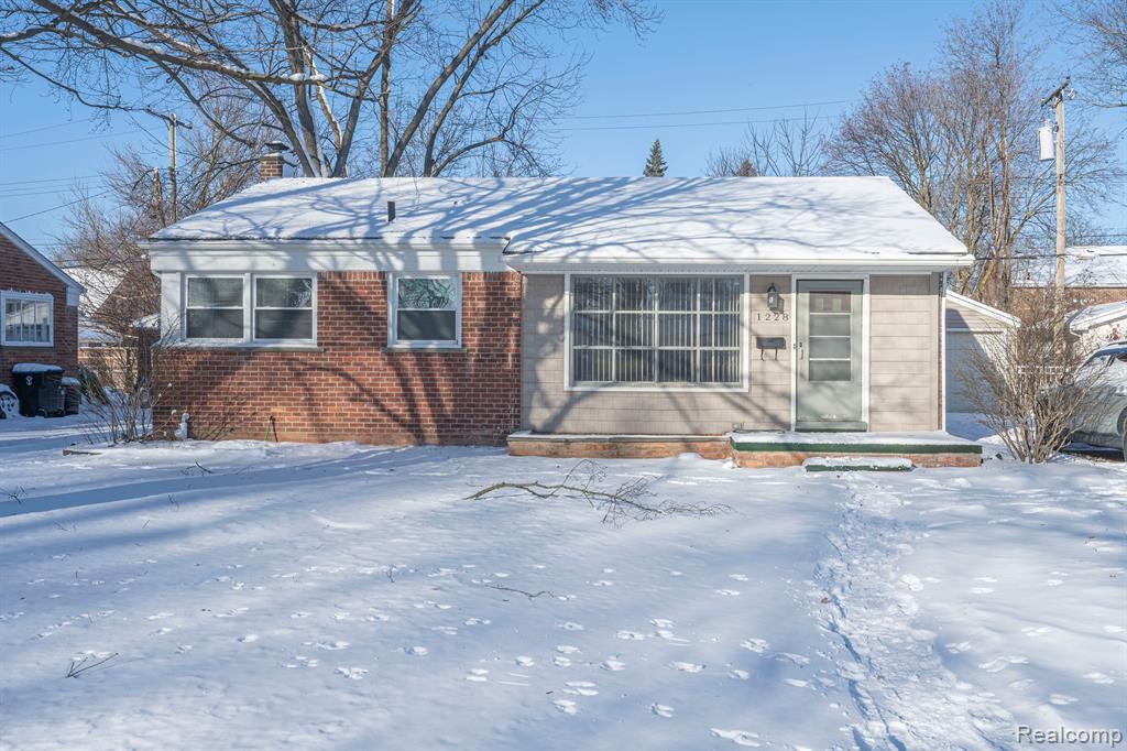 1228 ELBRIDGE Street, Ypsilanti, MI 48197 — front exterior