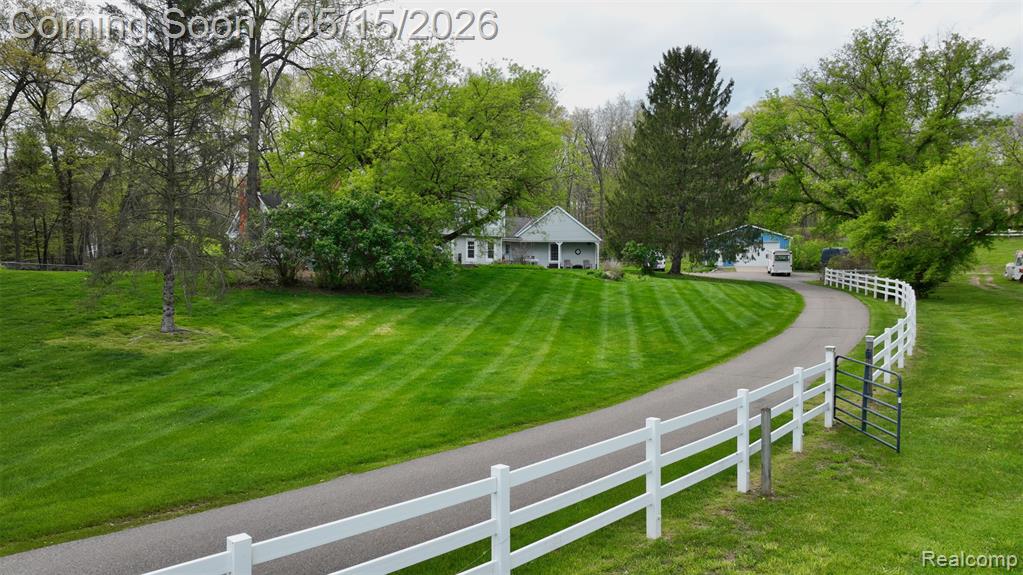 10300 Clark Road, Davisburg, MI 48350 — Photo 5