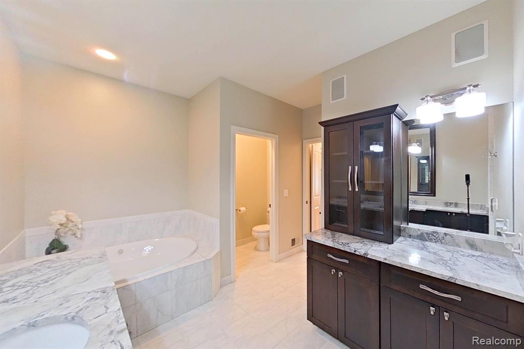 45890 S STONEWOOD Road, Canton, MI 48187 — Photo 17