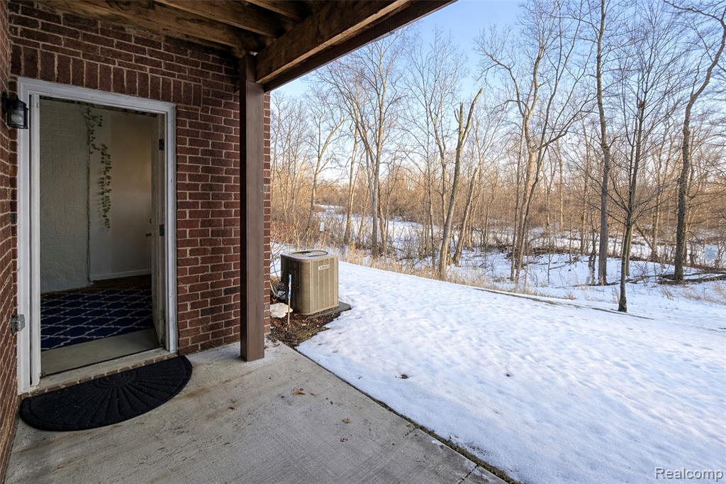 43635 CHANCELLOR LANE, Novi, MI — Photo 44