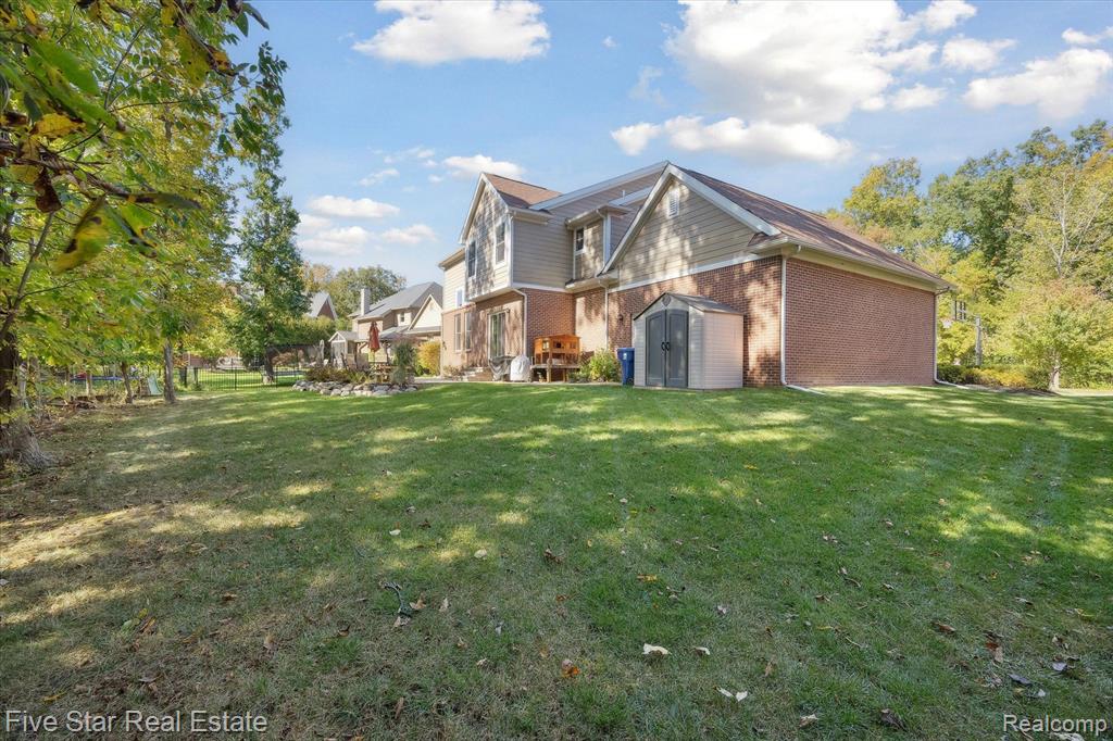 49529 TAFT Lane, Canton, MI 48188 — Photo 51
