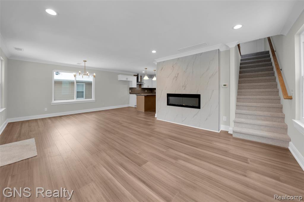718 Devillen Avenue, Royal Oak, MI 48073 — Photo 11