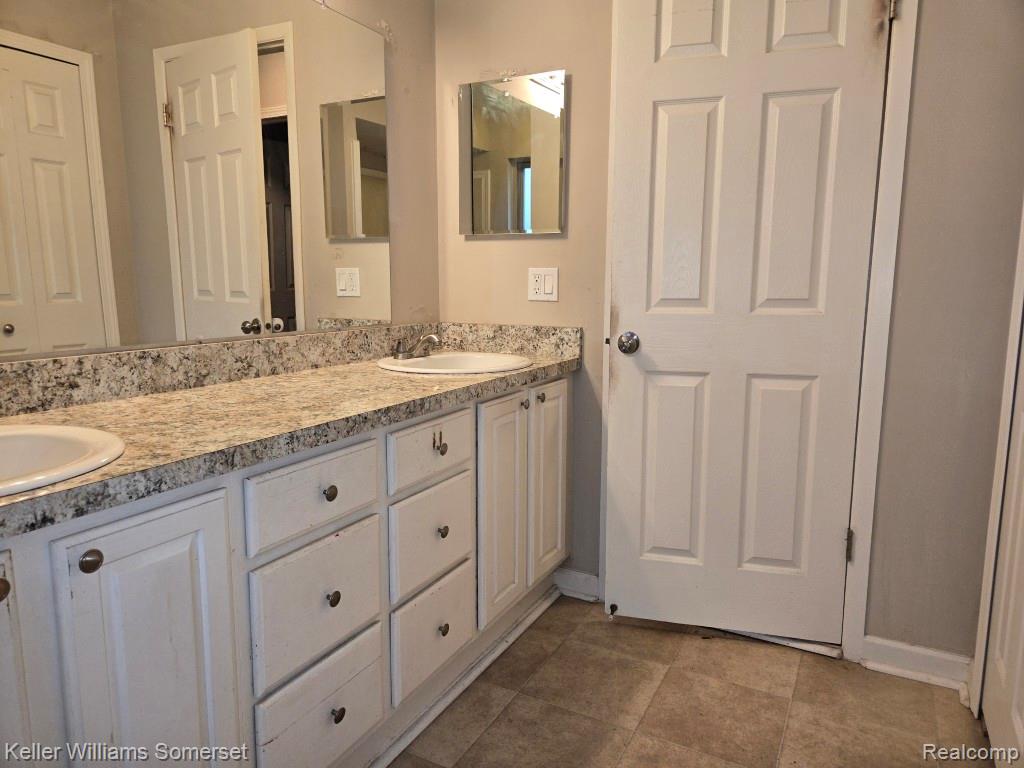 41314 Wessel Drive, Sterling Heights, MI 48313 — Photo 24